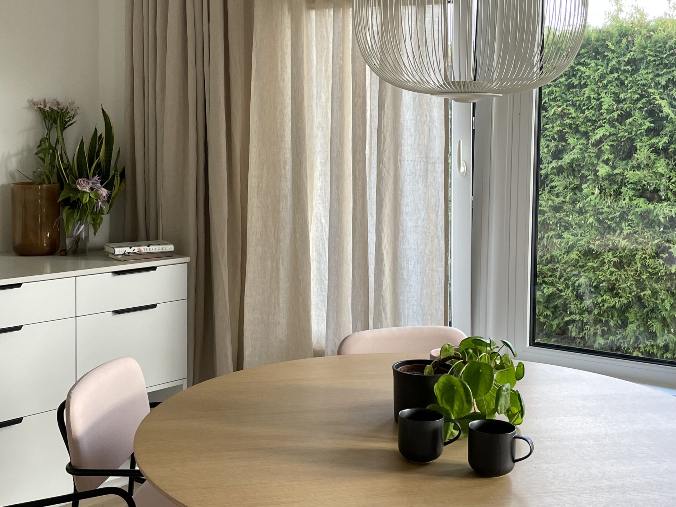 Kardinakunstnik Pille-Riin Dolenko