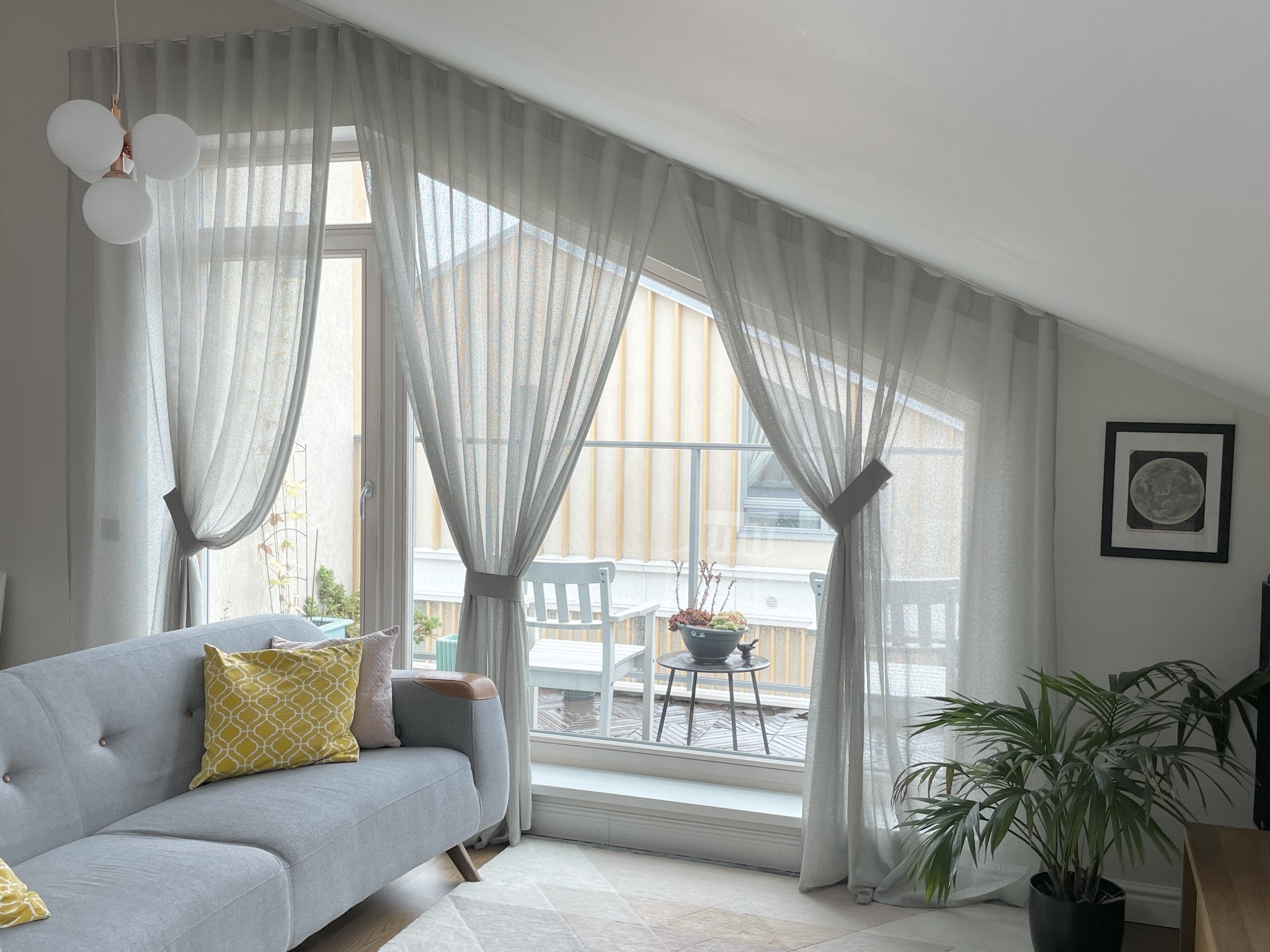 Kardinakunstnik - Erikujulised kardinalahendused